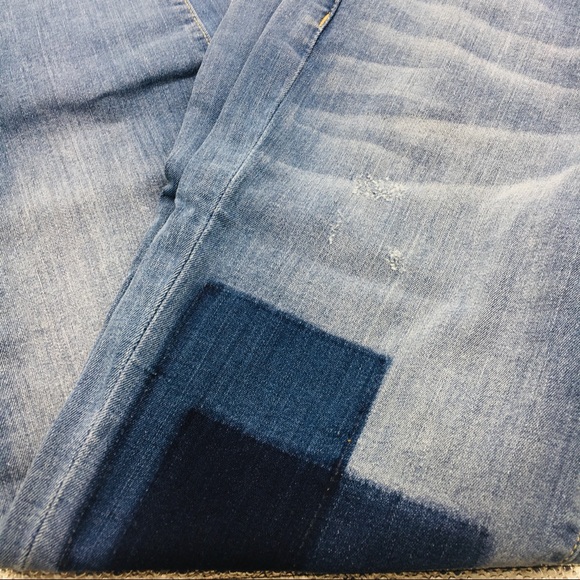 12 Isaac Mizrahi TRUE DENIM Removed Patch Jeans - Picture 4 of 14